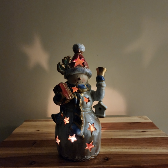 9" Glazed Ceramic Snowman Tealight Candle Holder - Picture 11 of 11